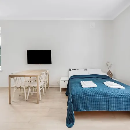 Wehost Modern Scandinavian In Trendy Kallio Apartment Helsinki